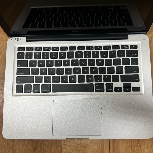 Apple MacBook Pro 13" A1278 Late 2011 2.4GHz 16GB RAM 500GB SDD HD 30000 - Picture 2 of 7